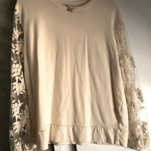Creme sweatshirt with fun lace arms!